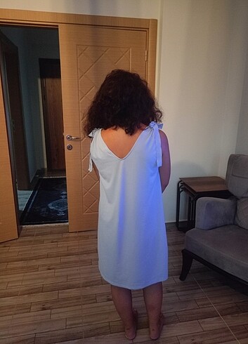 m Beden M BEDEN LCW MARKA ELBİSE