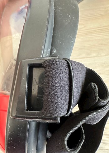 Kırmızı Bermuda tam Yüz Maskesi - Görsel 6