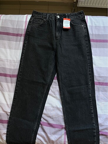 siyah mom jean pantolon