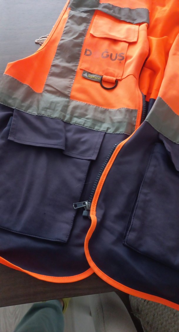 Gri Fermuarlı Erkek Kolsuz Streetwear Yelek - Görsel 3