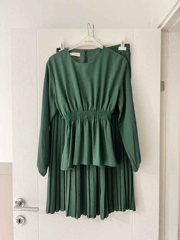 Yeşil Uzun Kollu Piliseli Kadın takım - Görsel 4