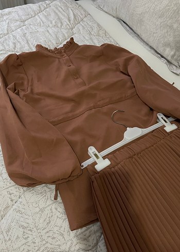 Bol Kesim Piliseli Kahverengi takım - Görsel 2