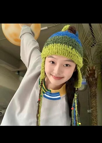 Kadın Gri Örgü Ponponlu Bere - Görsel 6