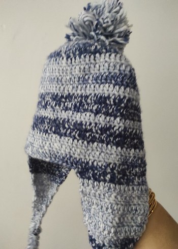 Kadın Gri Örgü Ponponlu Bere - Görsel 3