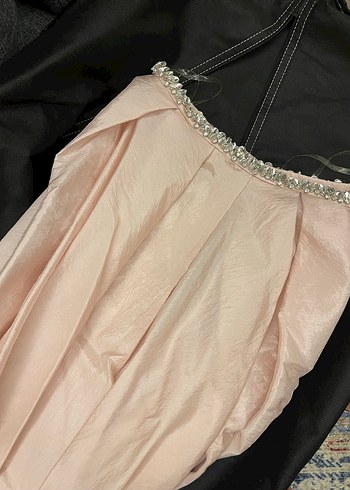 Pudra Uzun Drapeli Straplez Nişan Elbisesi - Görsel 13