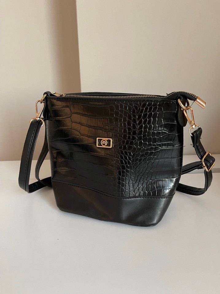 Klasik Siyah Deri Yılan Desenli Kadın Çanta - Görsel 3