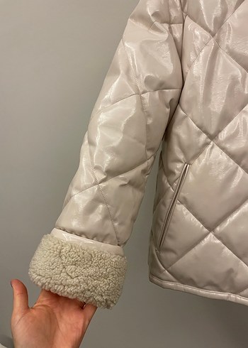 Bej Kürklü Kadın Mont - Görsel 5