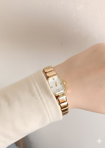 Diğer SWAROVSKİ KADIN SAAT GOLD