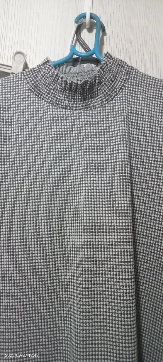 Gri Kısa Kollu Midi Pilili Kadın Elbise - Görsel 2