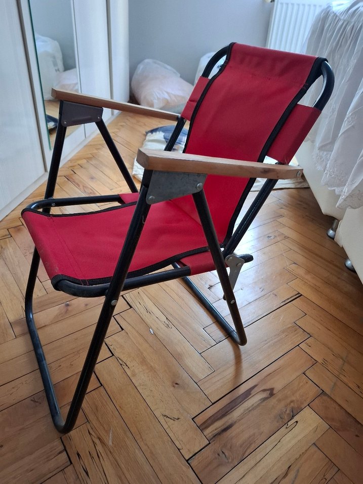 Kırmızı Çocuk Sandalyesi Ahşap Kollu - Görsel 3