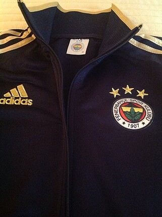 Fenerbahçe lilere.....