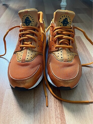 38 Beden turuncu Renk Nike huarache