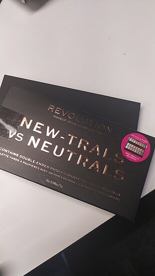 Revolution Neutrals daki yeni nesil doğal tonlar