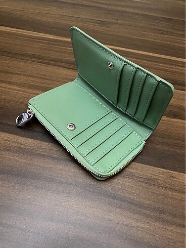 Beden stradivarius cüzdan