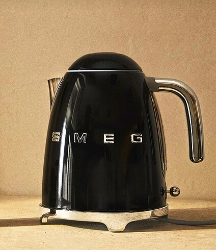 SMEG su ıstıcı kettle