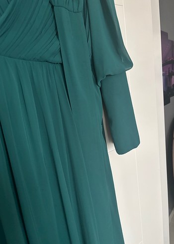 Yeşil Drapeli Uzun Kadın Elbise - Görsel 3