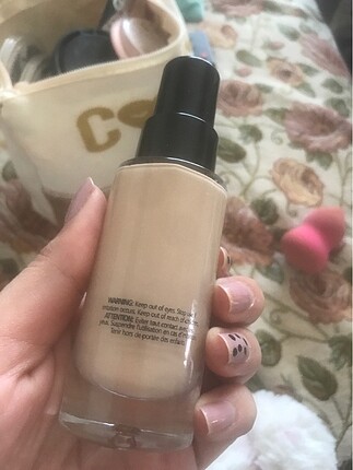 Bobbi Brown Fondöten