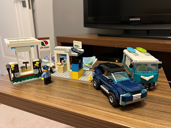  Beden Lego servis istasyonu