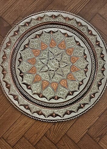 El emeği kalem işi 2 adet bakır dekoratif duvar tabağı