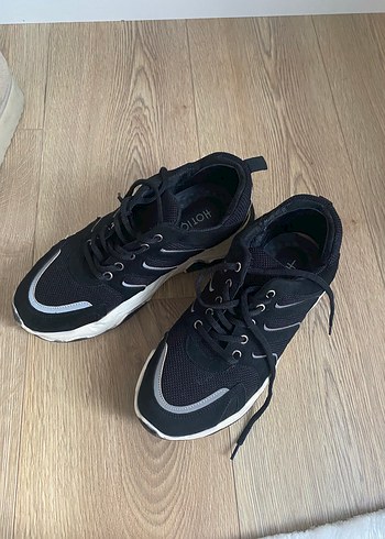 Hotiç Hotic Siyah Gri Bagcikli Spor Kadin Sneaker