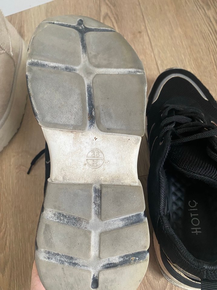 Hotiç Siyah Gri Bağcıklı Spor Kadın Sneaker — görsel 4/5