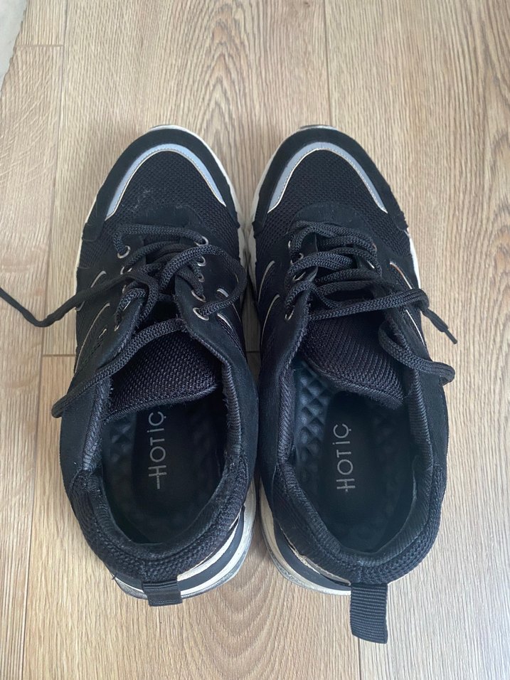 Hotiç Siyah Gri Bağcıklı Spor Kadın Sneaker — görsel 2/5