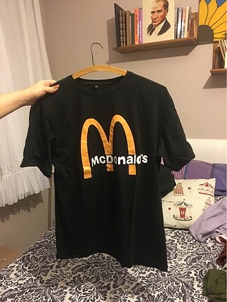 Siyah mc donalds tişört oversize