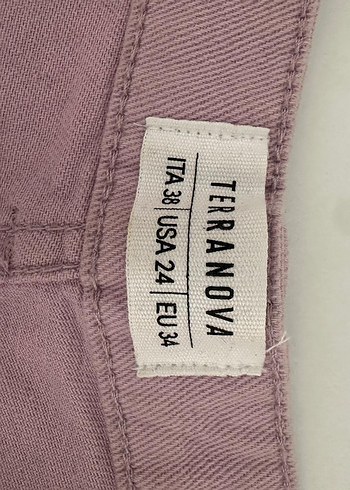Pembe Düğmeli Midi Denim Şort - Görsel 5