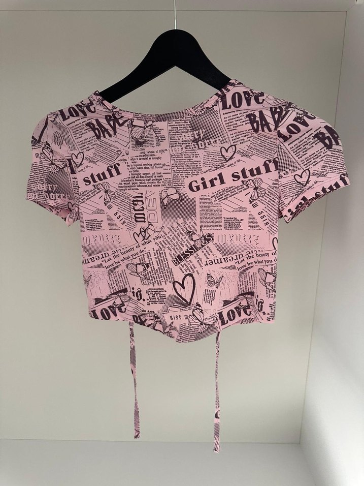 Pembe Baskılı Kısa Kollu Halter Yaka Tişört - Görsel 2