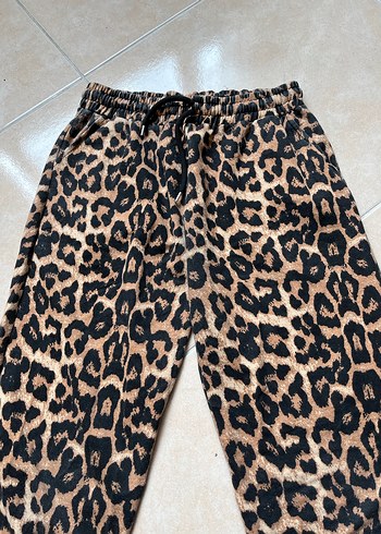 Kahverengi Leopar Desenli Kadın eşofman - Görsel 2