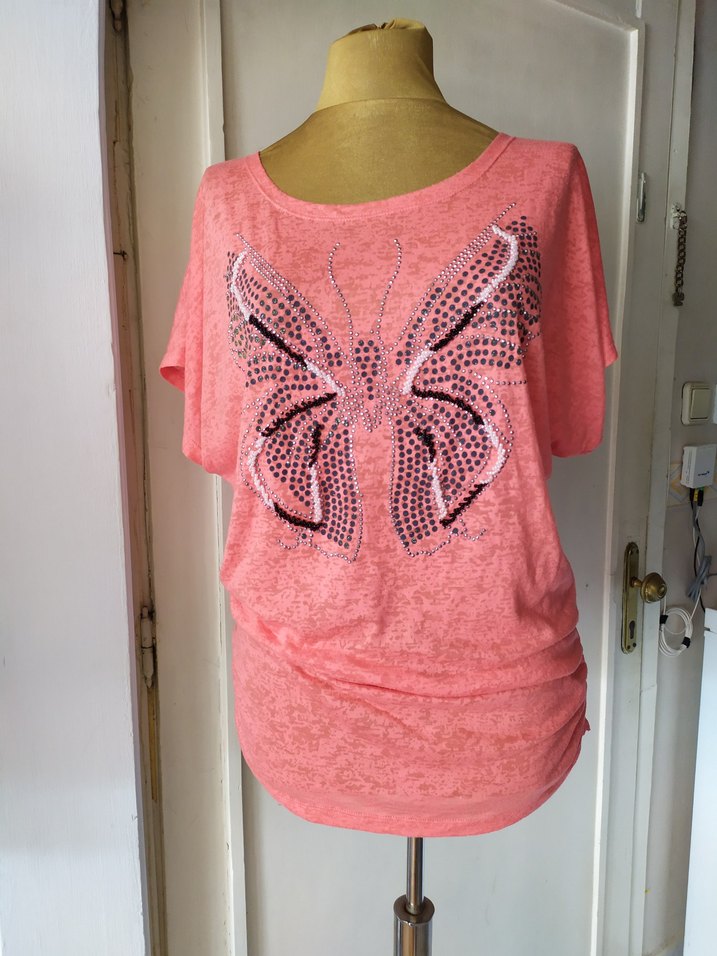 Pullu Pembe tişört - Görsel 3