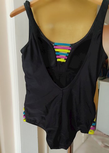 Çok Renkli Kadın Spor Mayo Velcro Detaylı - Görsel 6