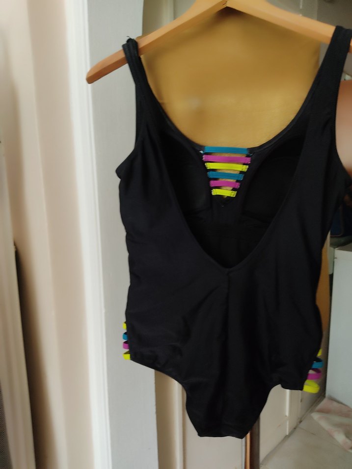 Çok Renkli Kadın Spor Mayo Velcro Detaylı - Görsel 5