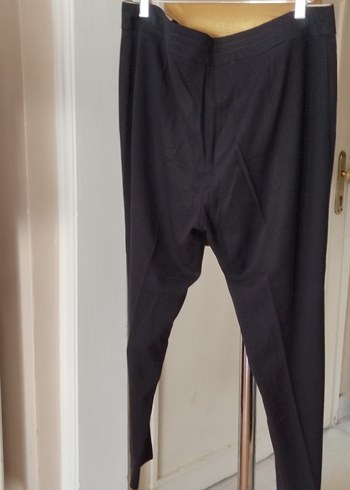Siyah Kadın Kumaş Pantolon - Kemerli, Regular Fit