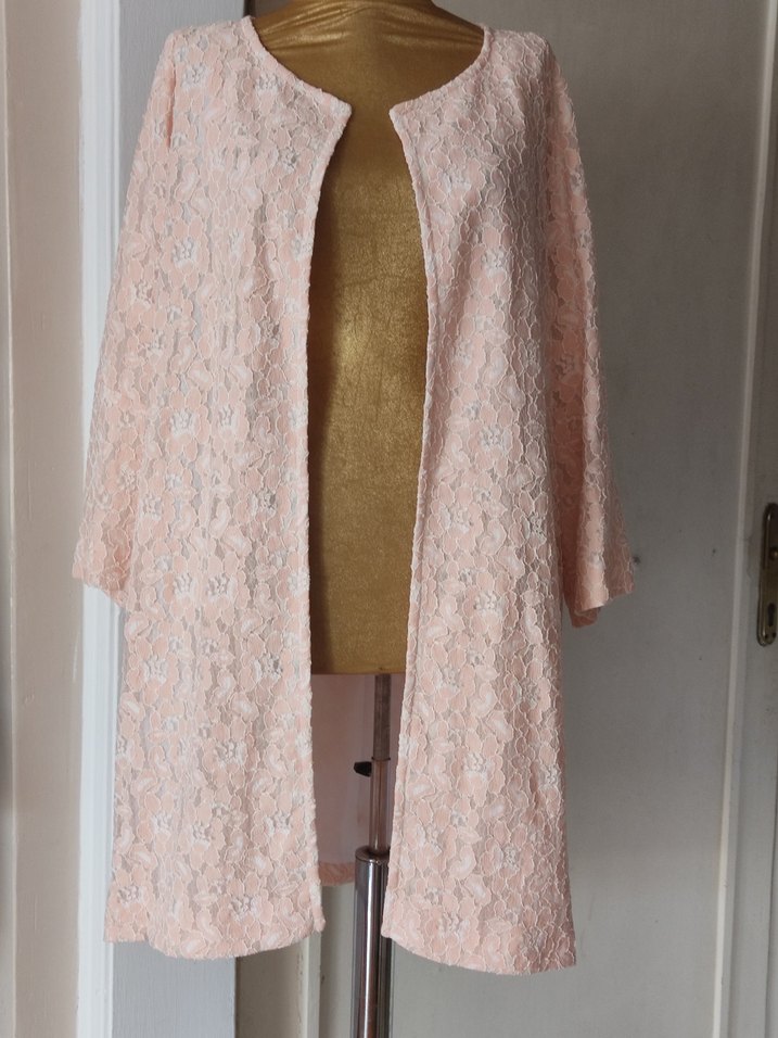 Dantel Detaylı Pembe ceket - Görsel 3