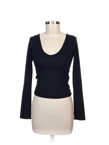 Bershka Bluz %70 İndirimli.