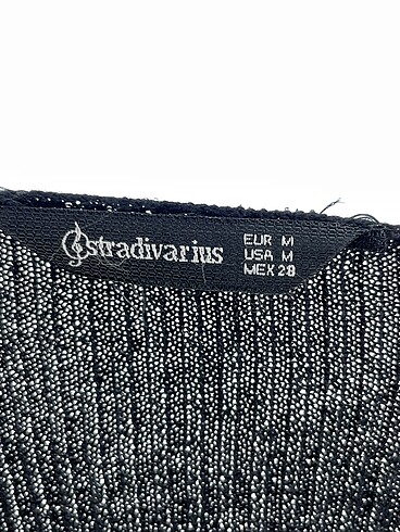 m Beden siyah Renk Stradivarius Bluz %70 İndirimli.