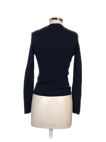 m Beden Stradivarius Bluz %70 İndirimli.
