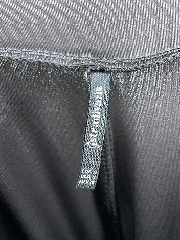 s Beden siyah Renk Stradivarius Tayt / Spor taytı %70 İndirimli.