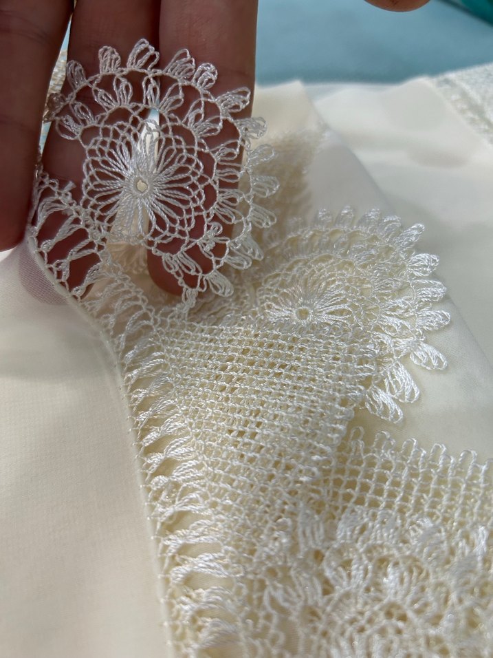 Dantel Detaylı Beyaz Kadın Şal - Görsel 2