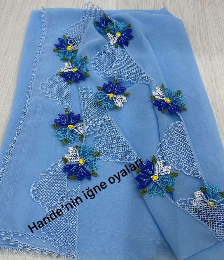 Mavi Dantel Detaylı Bohem Kadın Fular - Görsel 3