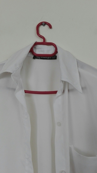 Markasız Ürün beyaz cepli gömlek