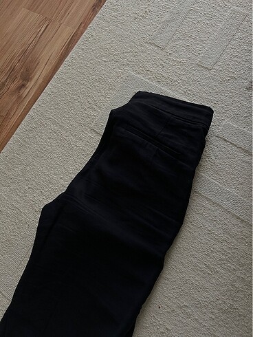 34 Beden siyah Renk H&M kumaş pantolon