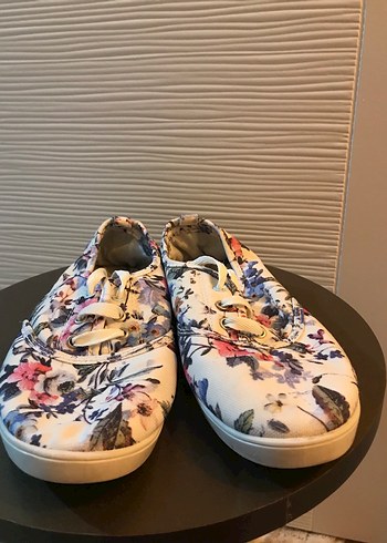 LC Waikiki 40