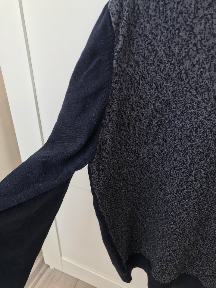 V Yaka Gri Erkek Triko Kazak - Görsel 3