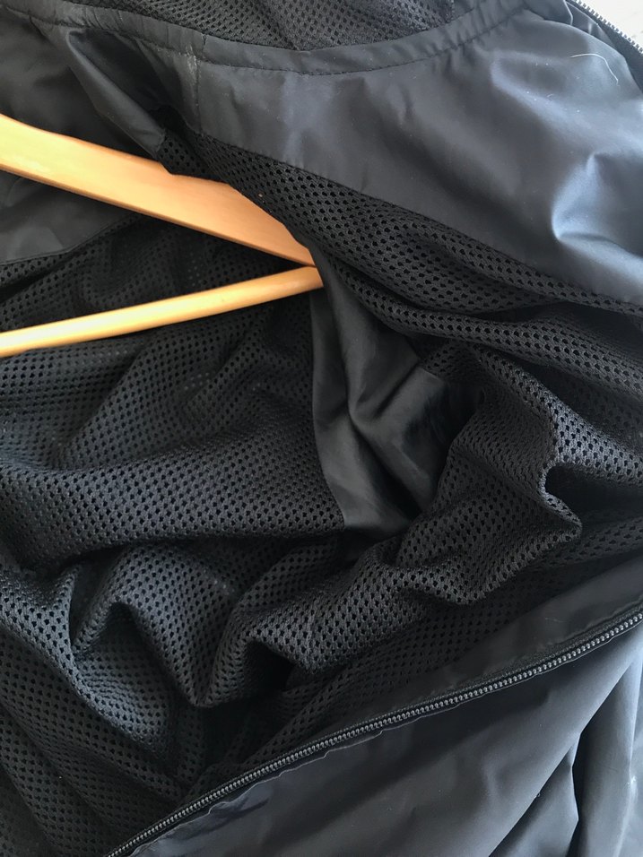 Siyah Kapüşonlu Erkek Yağmurluk Rüzgarlık Mont - Görsel 4