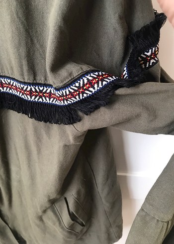 Nakış Detaylı Kadın Haki Ceket - Görsel 3