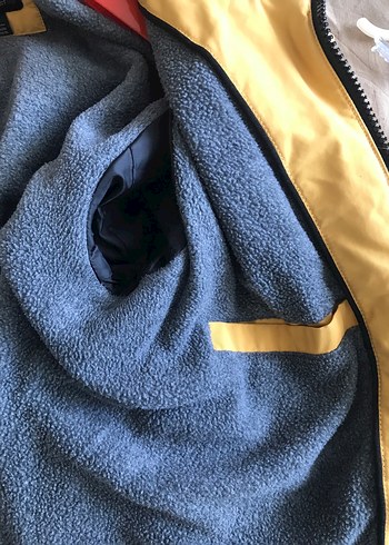 Mavi Marka Sarı Kapüşonlu Erkek Günlük Mont - Görsel 5