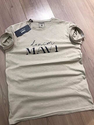 Mavi tshirt
