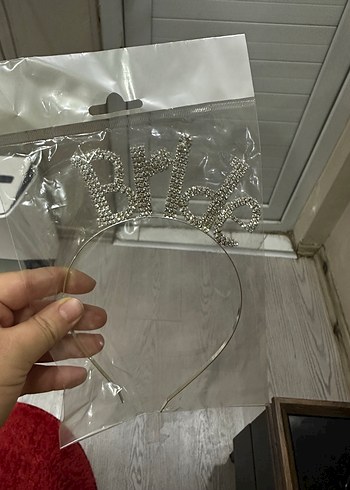 Parlak Taşlı Gri Taç - Görsel 4